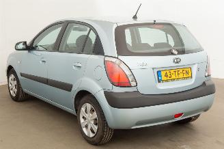 Kia Rio 1.4 X-tra picture 3