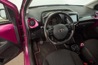 Toyota Aygo 1.0 VVT-i 77.320 km x-cite picture 5