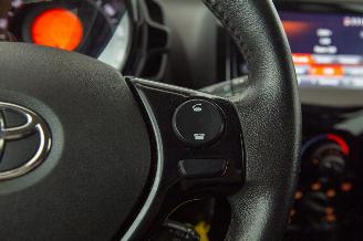 Toyota Aygo 1.0 VVT-i 77.320 km x-cite picture 13