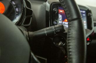 Toyota Aygo 1.0 VVT-i 77.320 km x-cite picture 15