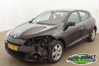 Voiture accidenté Renault Mégane 2.0 Automaat Dynamique 2009/4