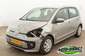 krockskadad bil auto Volkswagen Up! 1.0 High Up Hagelschade op dak Bluemotion 2014/3
