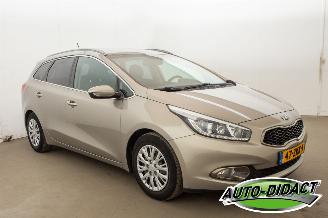 Kia Cee d Sportwagon 1.6 GDI Navi Plus Pack picture 2