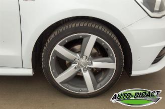 Audi A1 1.0 TFSI 93.350 km Airco Navi picture 31