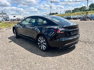 Tesla Model 3 Long Range AWD 16.804 km picture 3