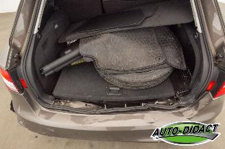 Audi A4 Avant 2.0 TDI Clima Navi Half Leder picture 44