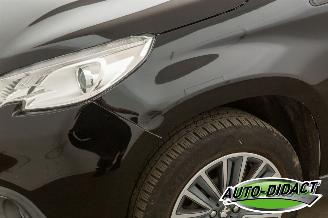 Peugeot 2008 1.2 PureTech 82.525 km Airco Navi Blue Lion picture 30