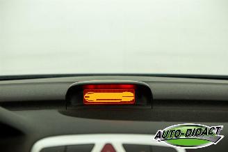 Peugeot 307 CC 2.0-16V Automaat Clima Motorschade picture 7