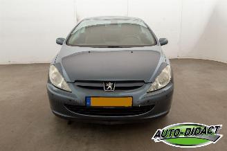 Peugeot 307 CC 2.0-16V Automaat Clima Motorschade picture 27