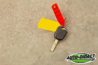 Peugeot 307 CC 2.0-16V Automaat Clima Motorschade picture 22