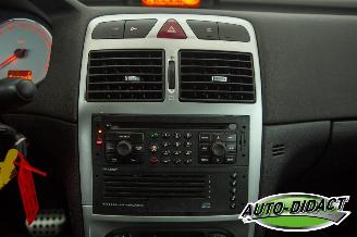 Peugeot 307 CC 2.0-16V Automaat Clima Motorschade picture 8