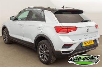 Volkswagen T-Roc 2.0 TDI Automaat Clima Navi Style Business picture 3