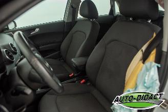 Audi A1 1.0 TFSI 112.246 km Airco Navi picture 25