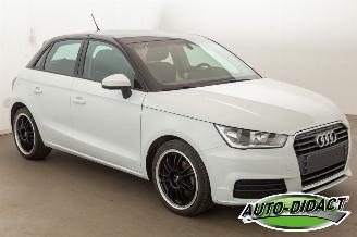 Audi A1 1.0 TFSI 112.246 km Airco Navi picture 2