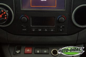 Peugeot Partner 1.6 BlueHDi Automaat Clima 100 L1 Premium Pack S&S picture 8
