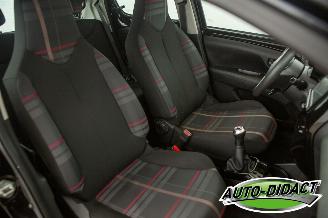 Peugeot 108 1.2 VTi Allure Clima Cruise Control picture 17