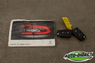 Peugeot 108 1.2 VTi Allure Clima Cruise Control picture 25