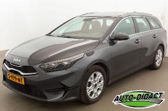 krockskadad bil auto Kia Ceed 1.5 T-GDi Automaat Clima Navi Camera Sportswagon MHEV DynamicLine 2023/3