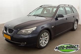 Voiture accidenté BMW 5-serie Touring 520i Automaat Leder Clima Navi Corporate Lease Business Line Edition I 2010/10
