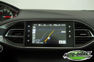 Peugeot 308 1.2 Clima Navi Pano Camera picture 7