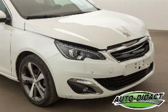 Peugeot 308 1.2 Clima Navi Pano Camera picture 36