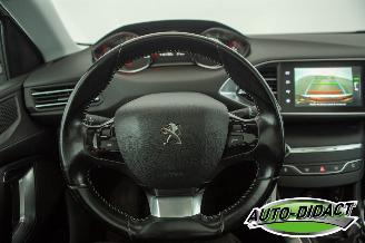 Peugeot 308 1.2 Clima Navi Pano Camera picture 5
