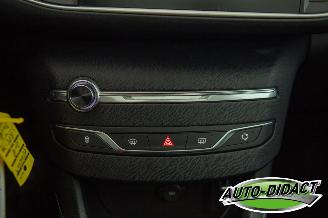 Peugeot 308 1.2 Clima Navi Pano Camera picture 9