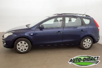 Hyundai I-30 1.6i Dynamic Airco picture 38