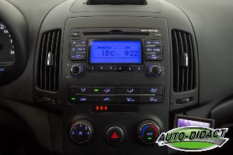 Hyundai I-30 1.6i Dynamic Airco picture 8