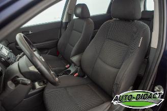 Hyundai I-30 1.6i Dynamic Airco picture 23
