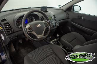 Hyundai I-30 1.6i Dynamic Airco picture 21