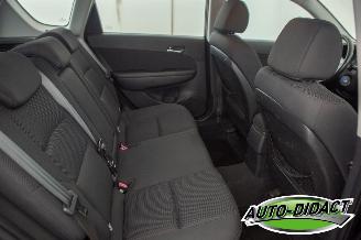 Hyundai I-30 1.6i Dynamic Airco picture 19
