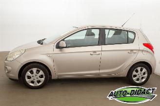 Hyundai I-20 1.2i Clima Business Edition picture 36