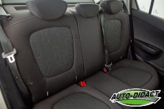 Hyundai I-20 1.2i Clima Business Edition picture 18