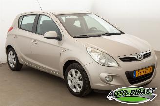 Hyundai I-20 1.2i Clima Business Edition picture 2