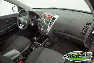 Kia Cee d 1.4 CVVT Airco X-tra picture 19