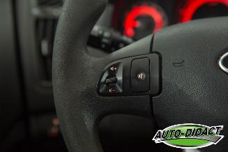 Kia Cee d 1.4 CVVT Airco X-tra picture 13