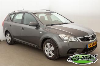 Kia Cee d 1.4 CVVT Airco X-tra picture 2