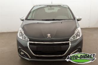 Peugeot 208 1.2 Airco Navi picture 33