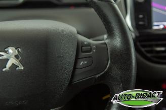 Peugeot 208 1.2 Airco Navi picture 13