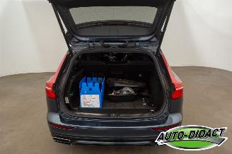 Volvo V-60 2.0 B4 Automaat Clima Navi Leder R-Design picture 35