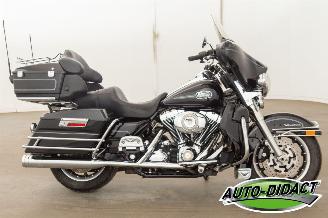 Harley-Davidson Electra Glide 96 FLHTCU Classic Electra Glide Ultra picture 17