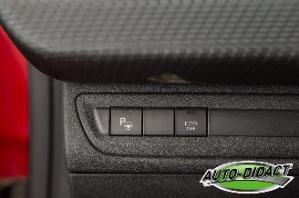 Peugeot 2008 1.2 Clima Navi Pano 111.327 km picture 12