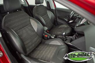 Peugeot 2008 1.2 Clima Navi Pano 111.327 km picture 17