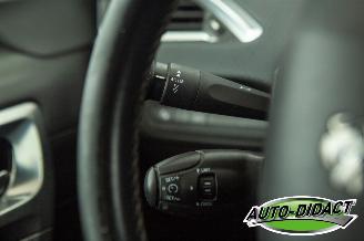 Peugeot 2008 1.2 Clima Navi Pano 111.327 km picture 15