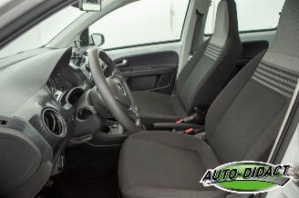 Volkswagen Up! 1.0 46.382 km Airco picture 19