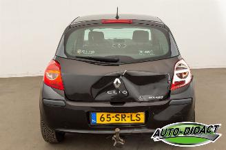Renault Clio 1.4-16V 127.869 km Airco Dynamique Luxe picture 31