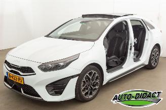 uszkodzony samochody osobowe Kia Proceed 1.5 T-GDi Automaat 87.770 km Pano GT-Line Clima Digi Dash 2022/10