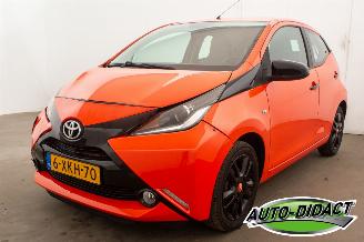 skadebil auto Toyota Aygo 1.0 VVT-i 72.372 km Airco Camera x-cite 2014/8