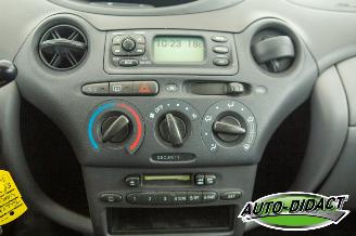 Toyota Yaris 1.3-16V 59.561 km NAP Airco VVT-i YORIN picture 7